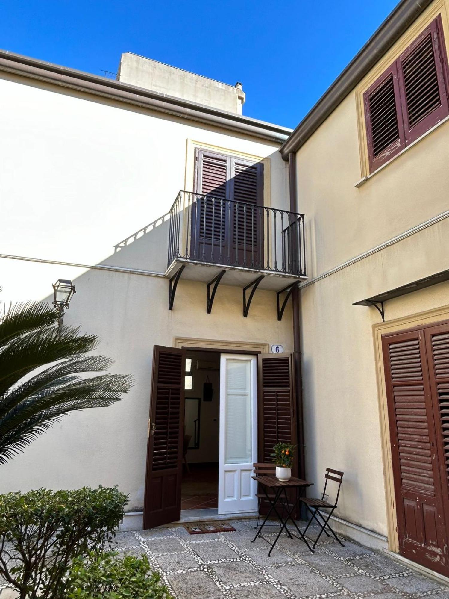 Corte Dei Re Di Palermo Apartment Exterior photo